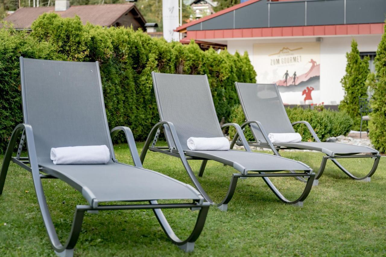Hotel Zum Gourmet ゼーフェルト・イン・チロル エクステリア 写真